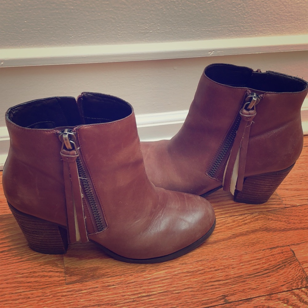 Marc fisher booties-real leather